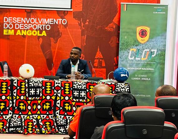 Expert Moçambicano Lidera Workshop de Licenciamento em Luanda